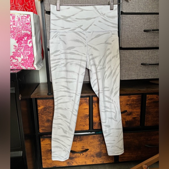 Athleta Pants - Athleta White and Gray Leggings